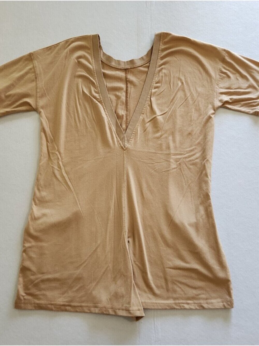 Casual Short-Sleeve Pocket Romper in Camel With Deep V Back - Picture 2 of 2